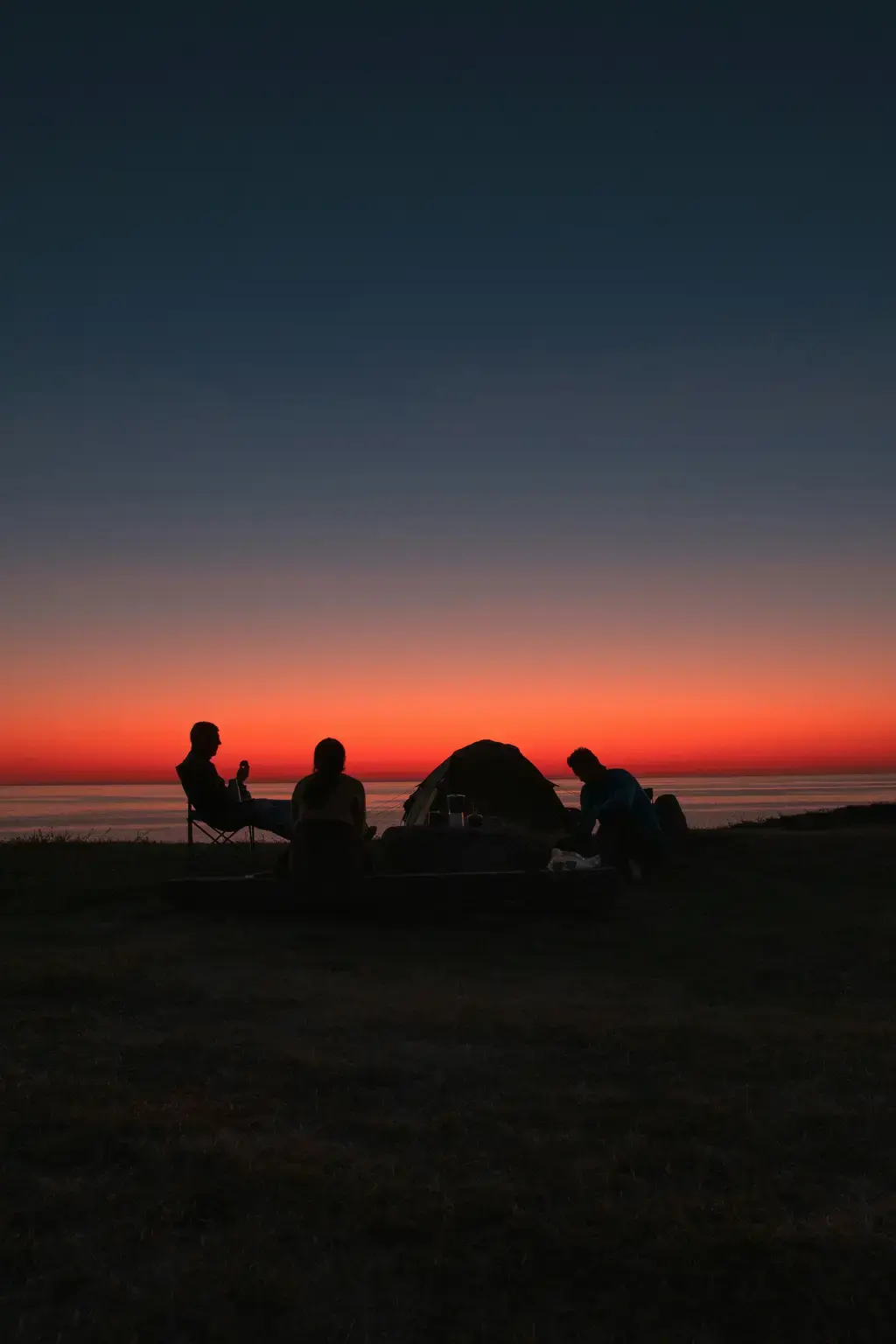 享受戶外悠閒時光：Coleman雙人椅，頂級舒適的最佳選擇！